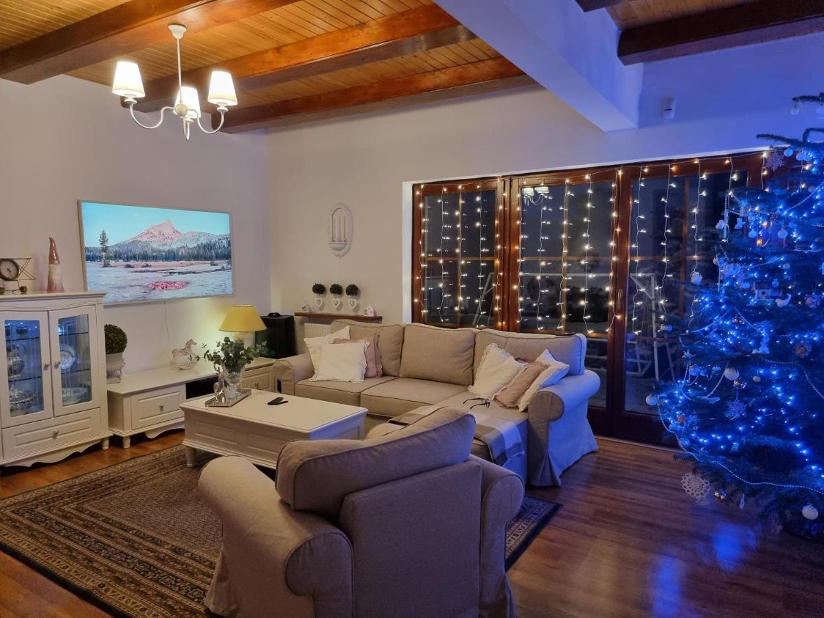 Vila Naszjestwasz Gorki Male  Exteriér fotografie