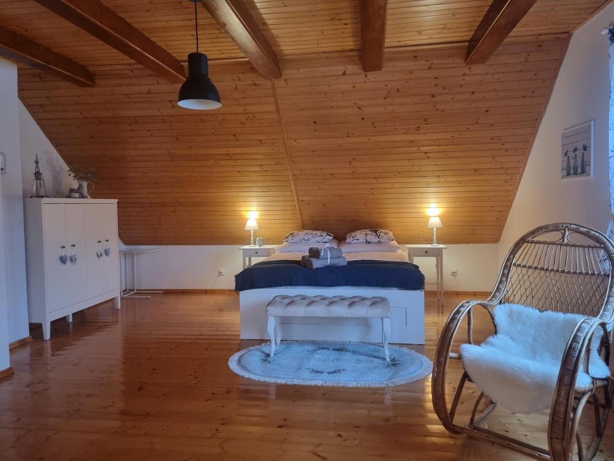 Vila Naszjestwasz Gorki Male  Exteriér fotografie