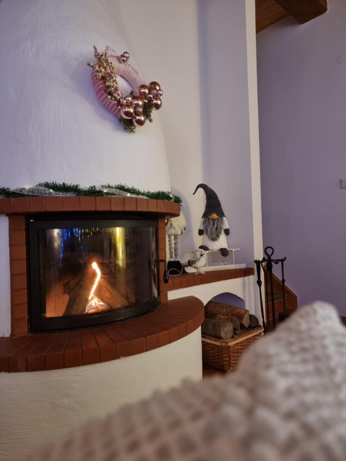 Vila Naszjestwasz Gorki Male  Exteriér fotografie